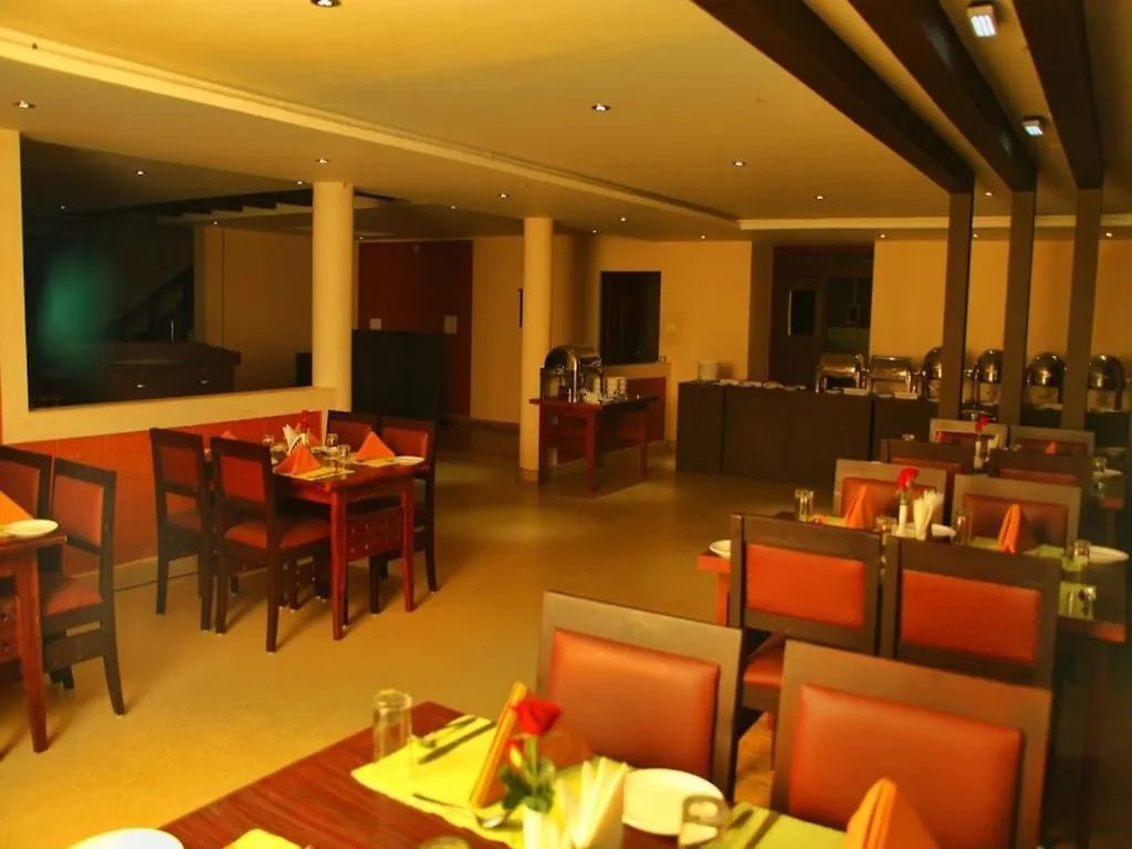 Sunrise Valley Resort Vaduvanchal 3*,